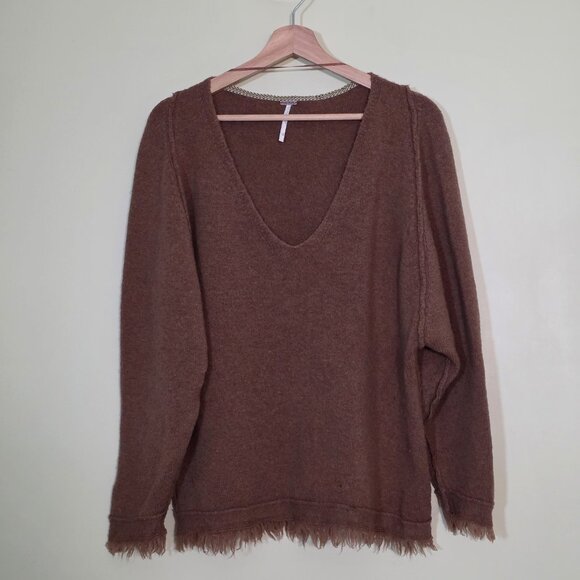 Free People Sweater Women XS Brown LS Irresistible Fringe Trim Slouchy Wool Mix - Picture 14 of 16